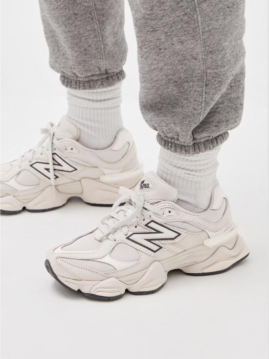New Balance Shoes - New Balance 9060 Sneakers Grey Beige